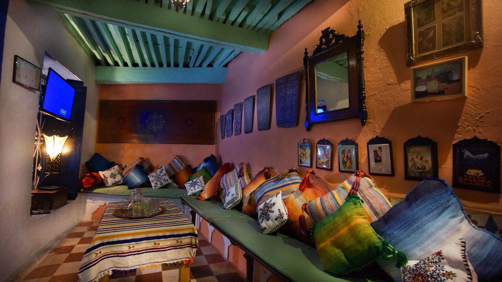 Hotel Casa Miguel เชฟชาอูน ภายนอก รูปภาพ