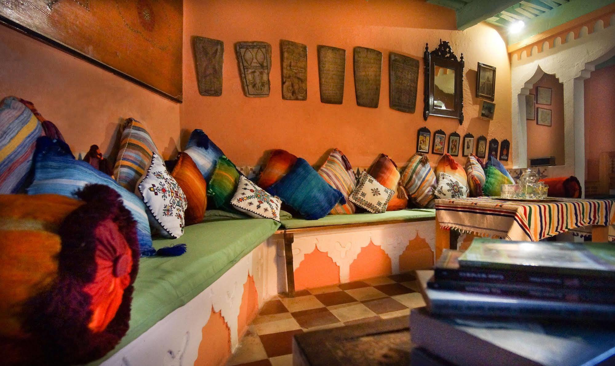 Hotel Casa Miguel เชฟชาอูน ภายนอก รูปภาพ
