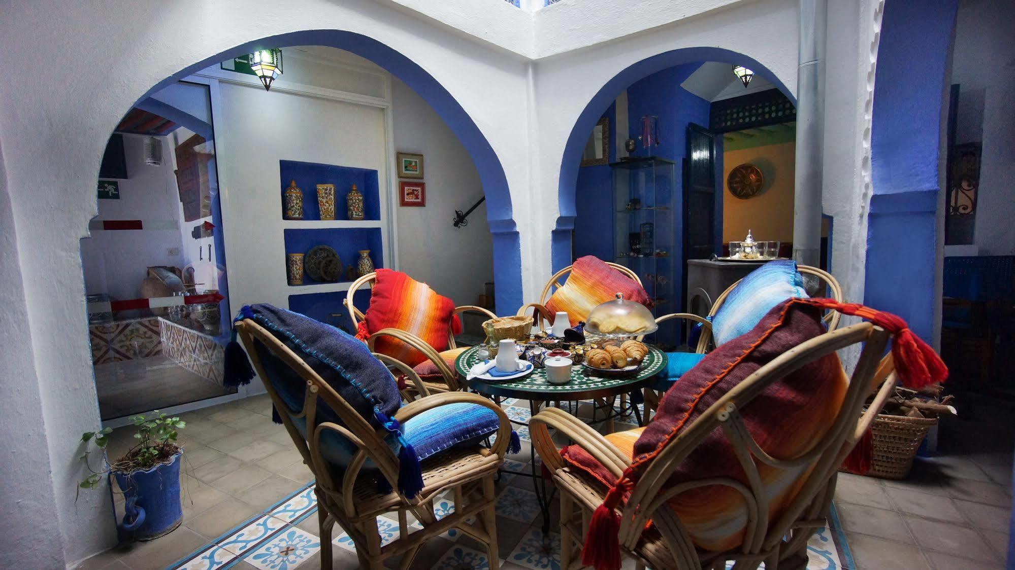 Hotel Casa Miguel เชฟชาอูน ภายนอก รูปภาพ